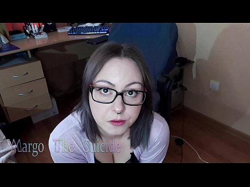 ❤️ Gadis Seksi Berkaca Mata Menghisap Dildo Dalam-dalam pada Kamera ❤️ Lucah pada kami ❌