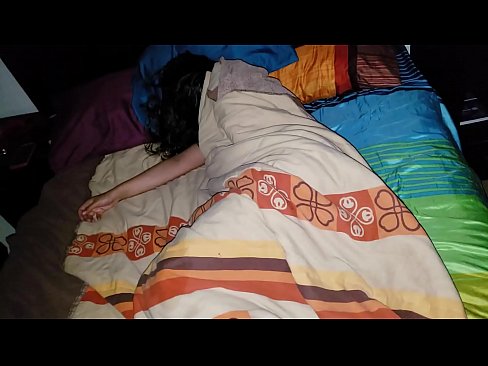 ❤️ Anak tiri memarahi ibu tirinya semasa dia tidur. ❤️ Lucah pada kami ❌
